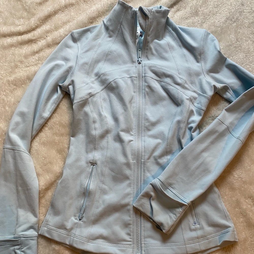 lululemon define jacket size 4 powder blue